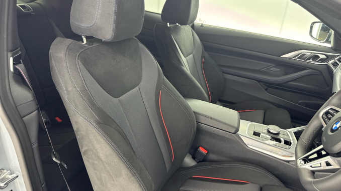 BMW 4 Series 420i M Sport 2dr Step Auto [Pro Pack] Petrol Coupe - Image 31